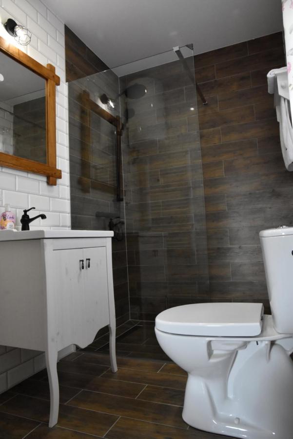Villa Dom Na Starym Goscincu Tiszyna Dubicze Cerkiewne Esterno foto